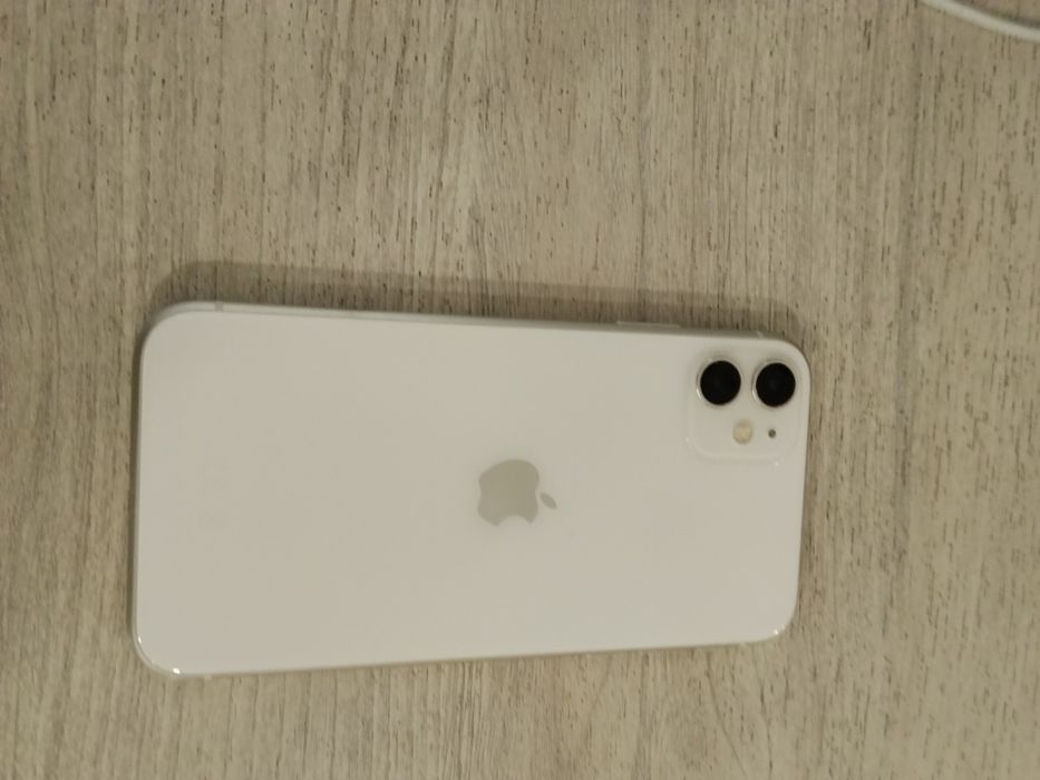 Telefon iPhone 11. 128 gb 83%
