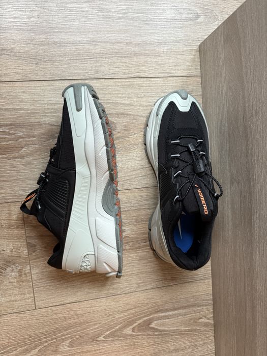 Nike Vomero Roam Black and White