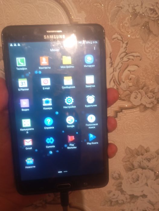 Планшет Samsung Tap 4