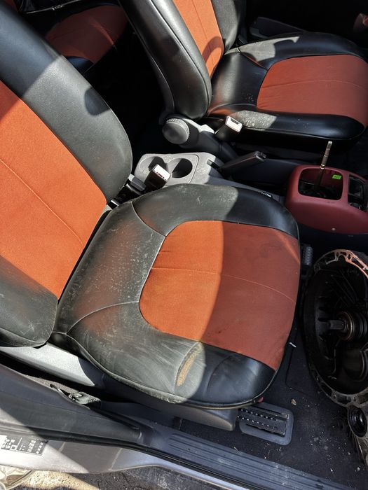 Салон за Мерцедес А класа