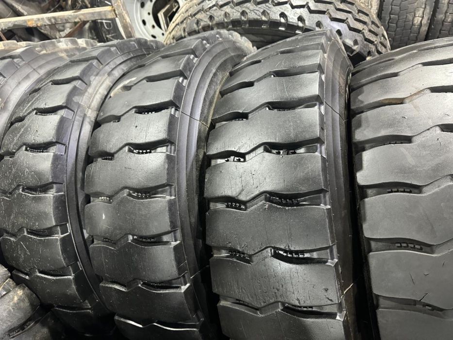 Продам б/у авто шины 12R20