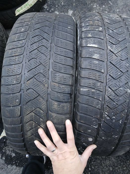 Vând 2 anvelope 225 45 18 M+S