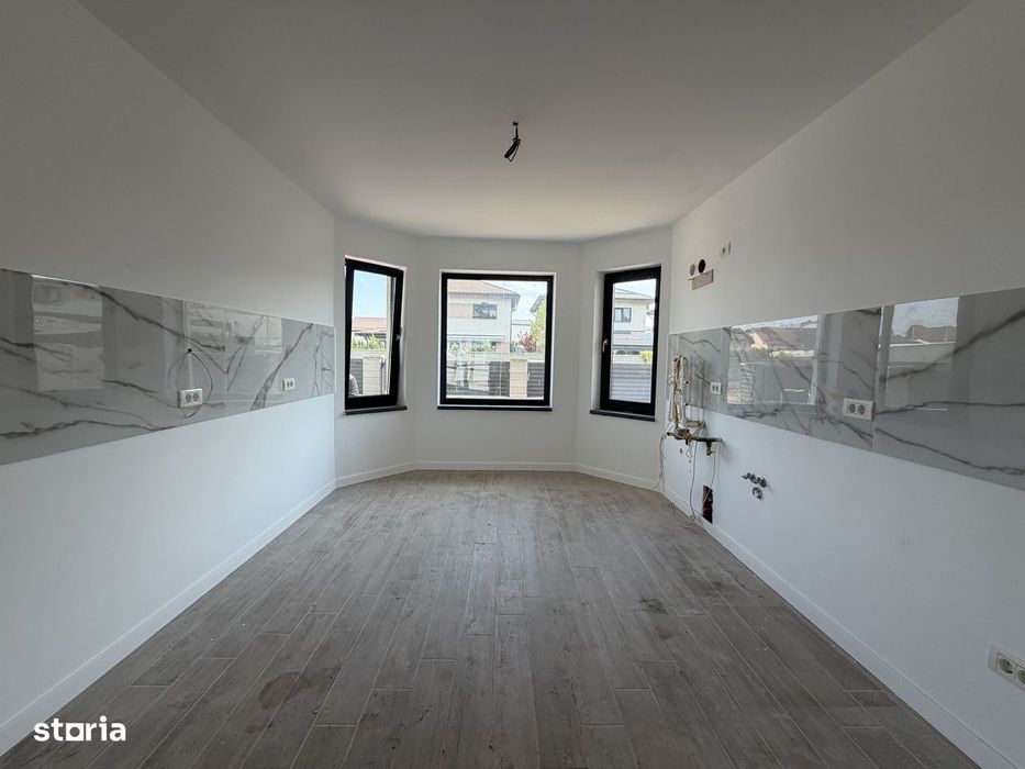 Vila tip duplex P+1+M / Bragadiru Cartierul Independentei / statie stb