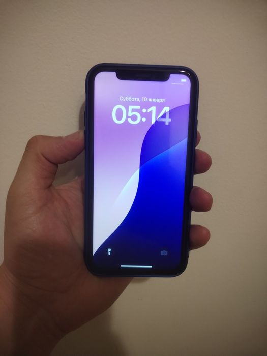 Айфон 11/ 64g телефон