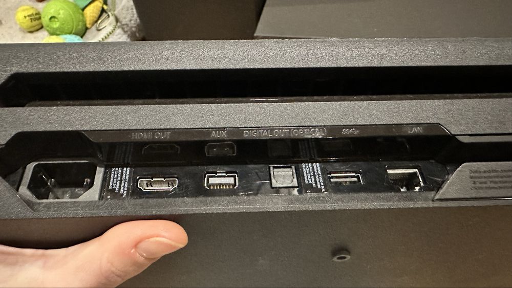 Consola Playstation PS4 + controller + dock station