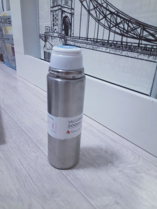 Продаю термоз,новый в идеальном состоянии