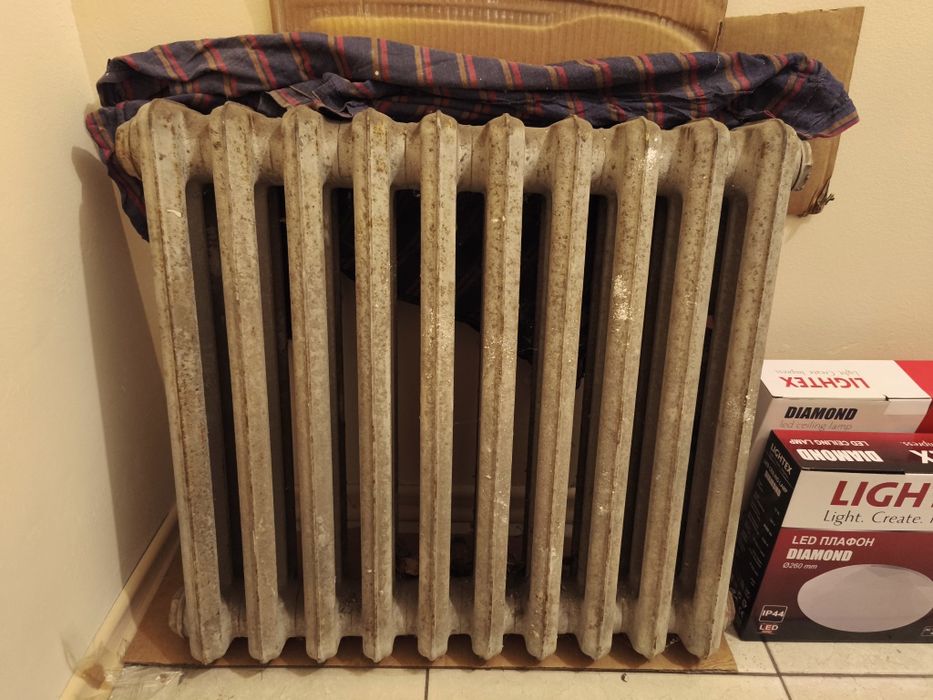 Чугунен чешки радиатор