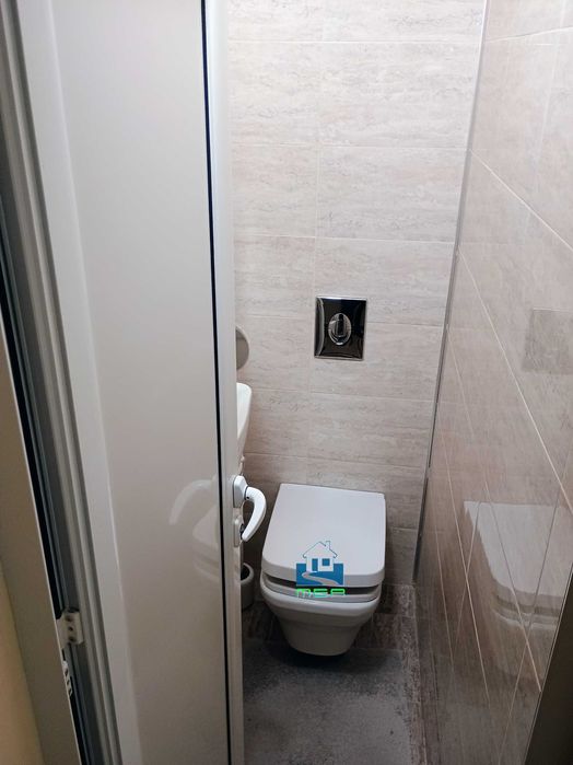 Продава се Двустаен апартамент в Плевен, Идеален център - 107 кв.м за 1215 €/кв.м - Снимка #16