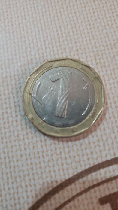 Продам монеты разные