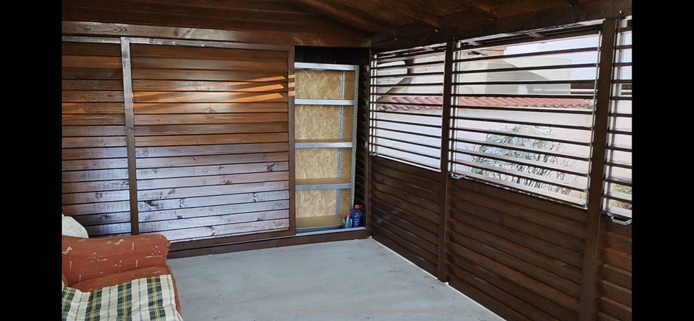 Glisiere cu lamele rombus