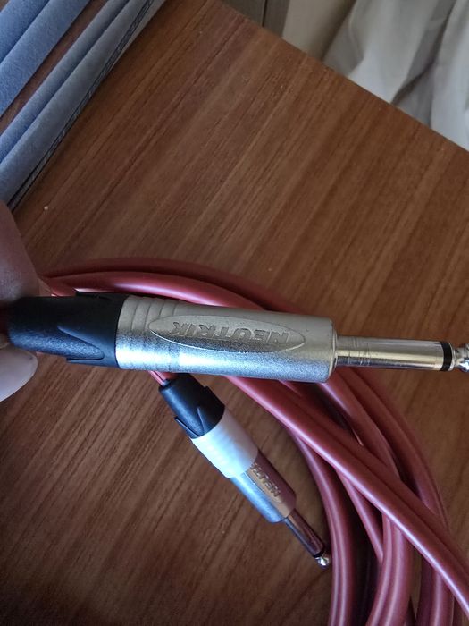 Vand cabluri audio de boxe si de  microfon