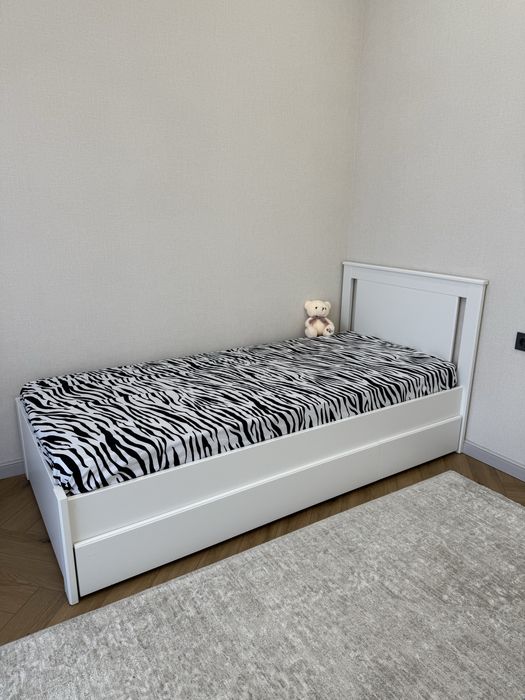 Кровать ikea 90*200