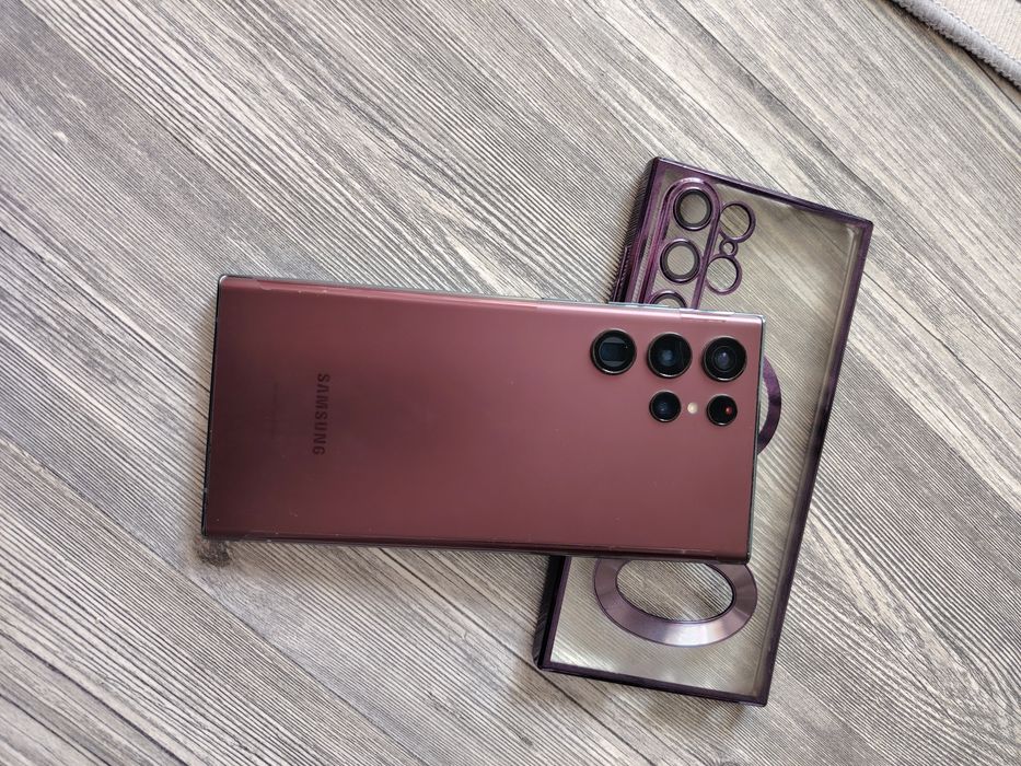 Продаётся телефон