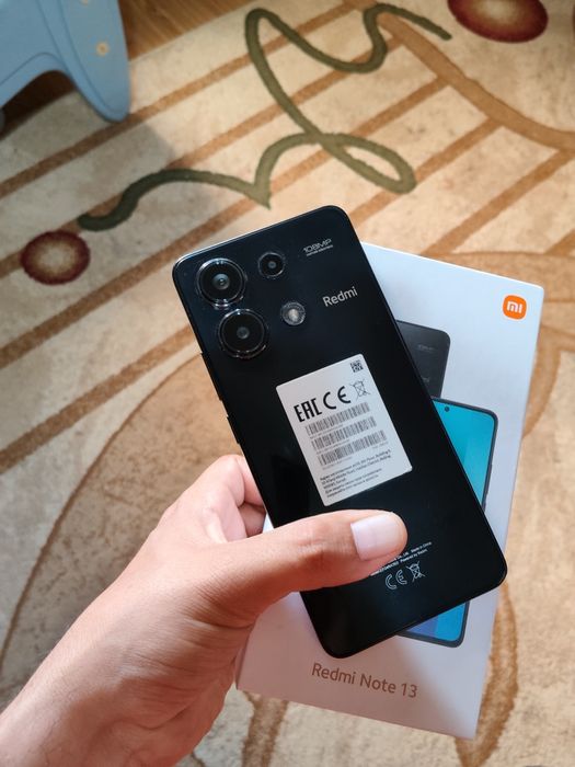 Redmi Note 13 8/256 с коробкой и документам в хорошем состоянии и