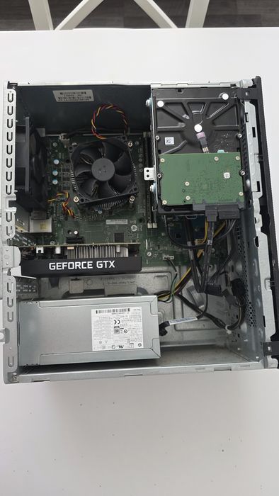 Pc Gaming Hp TPC F123 i.5 9400F 16 gb drr4 Feforce Gtx 1650 4 gb ddr5!
