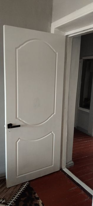 Продается 3х комнатная квартира недалеко от рисового базара