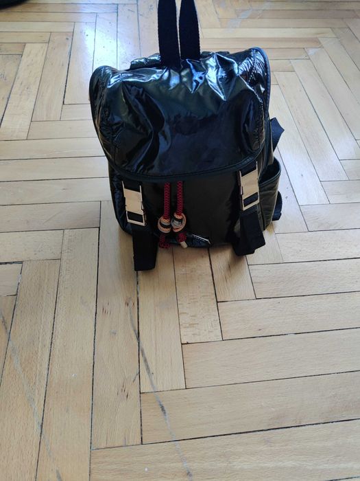 Раница - Черен Лак