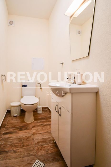 Дава се под наем Тристаен апартамент в София, Люлин 2 - 96 кв.м за 600 € - Снимка #13