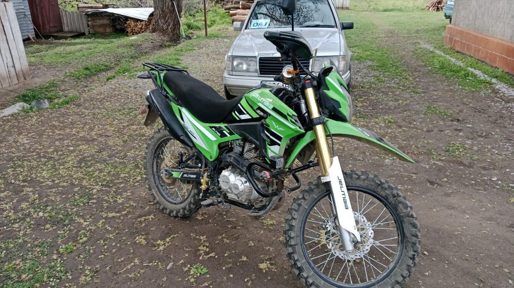 Мотоцикл эндура объем 300 6 Ти ступка. Обмен на машину