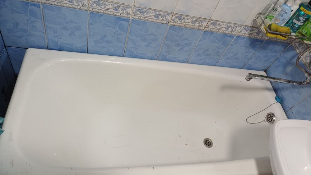 Продам чугунную ванну