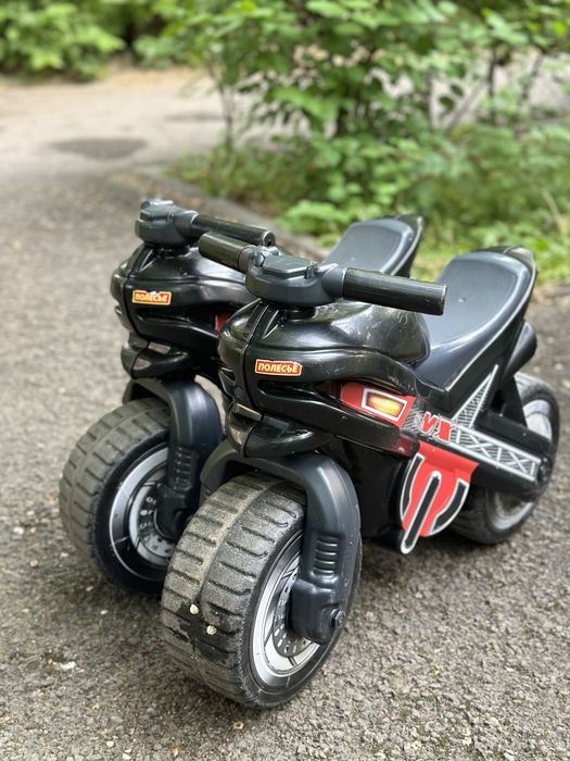 Мотоцикл-беговел