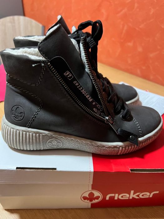 Ghere Reiker cu blanita 37