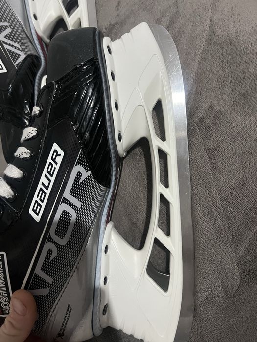 bauer x3 практически новые размер 9(43)