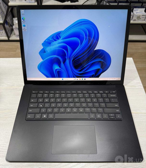 Мicrosoft Surface Laptop 3 15 2,5K IPS Sensor Core i5-1035G7 8GB/256GB