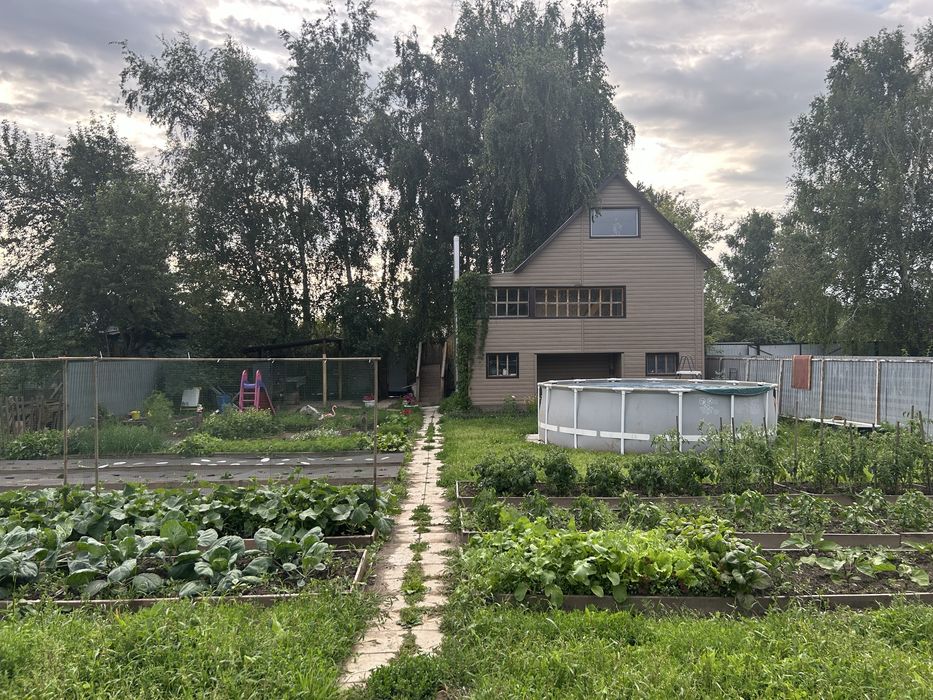 Дача на берегу Ишима