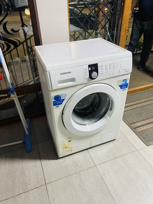 Продам стиральную машину
