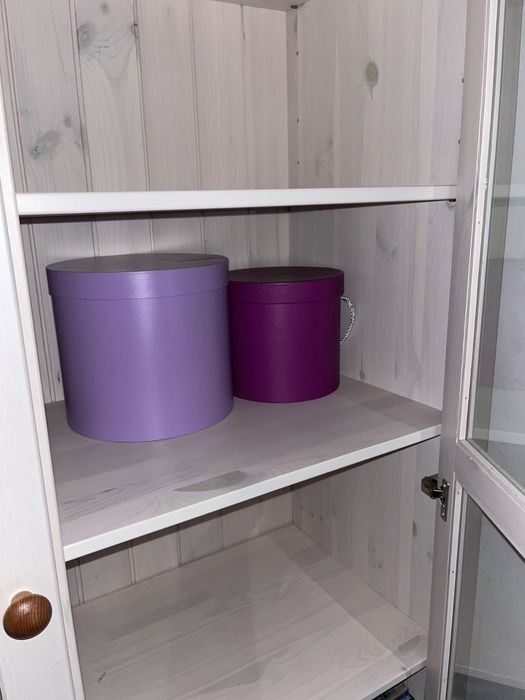 Шкаф из натурального дерева для одежды, книг, посуды