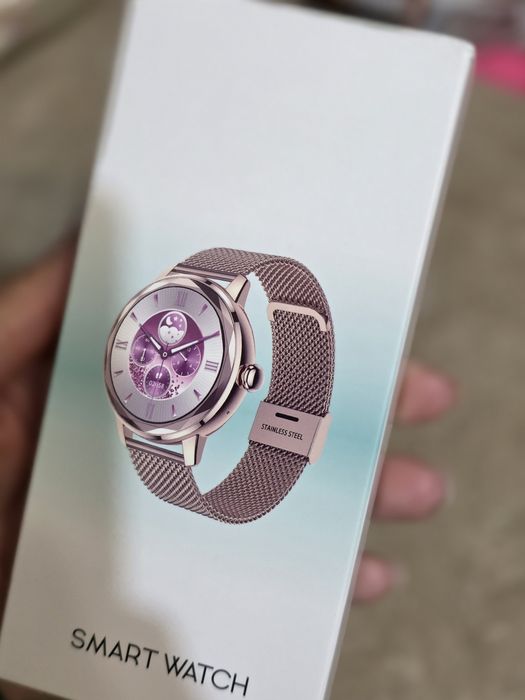 Cadoul Ideal! SmartWatch la un preț foarte bun!