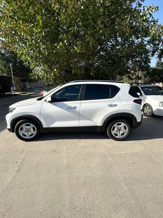 Продаётся машина