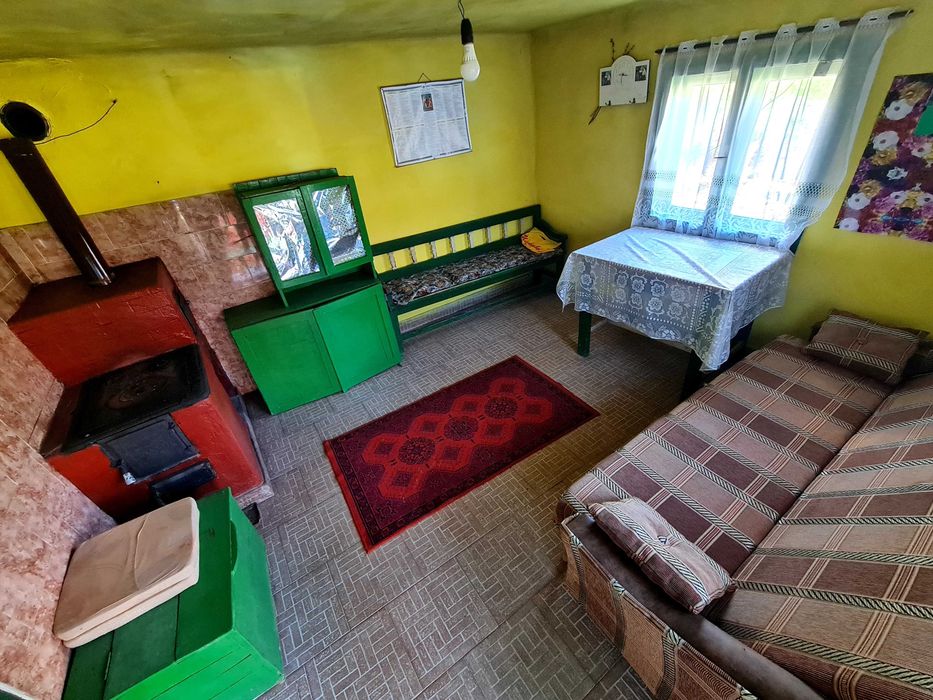 Proprietar vand casa+ teren 13000mp, Steia, Tomesti, jud. Hunedoara, 20km de Brad, 5km de Vata Bai