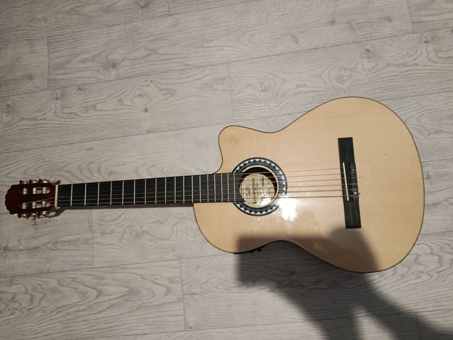 Классическая Гитара