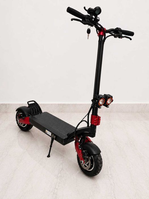 Trotineta electrica dual motor 2600w60v15ah Adrenalina la accelerare