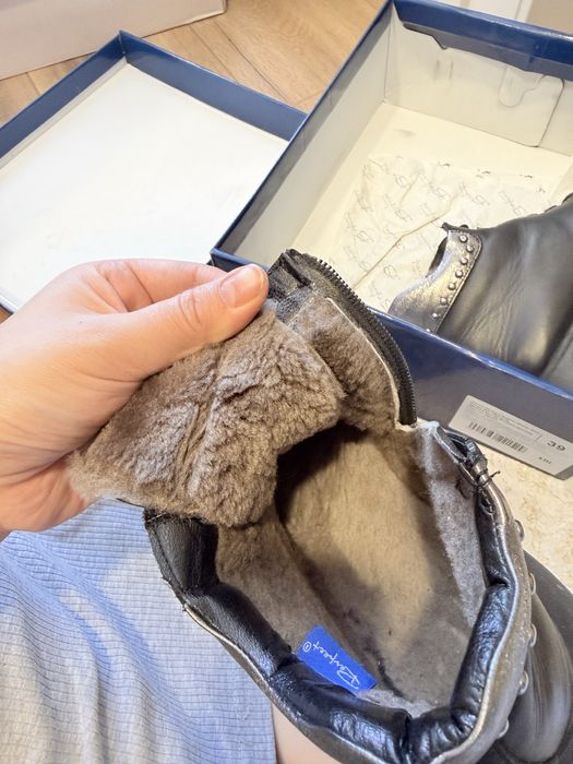 Продам Ботинки зима