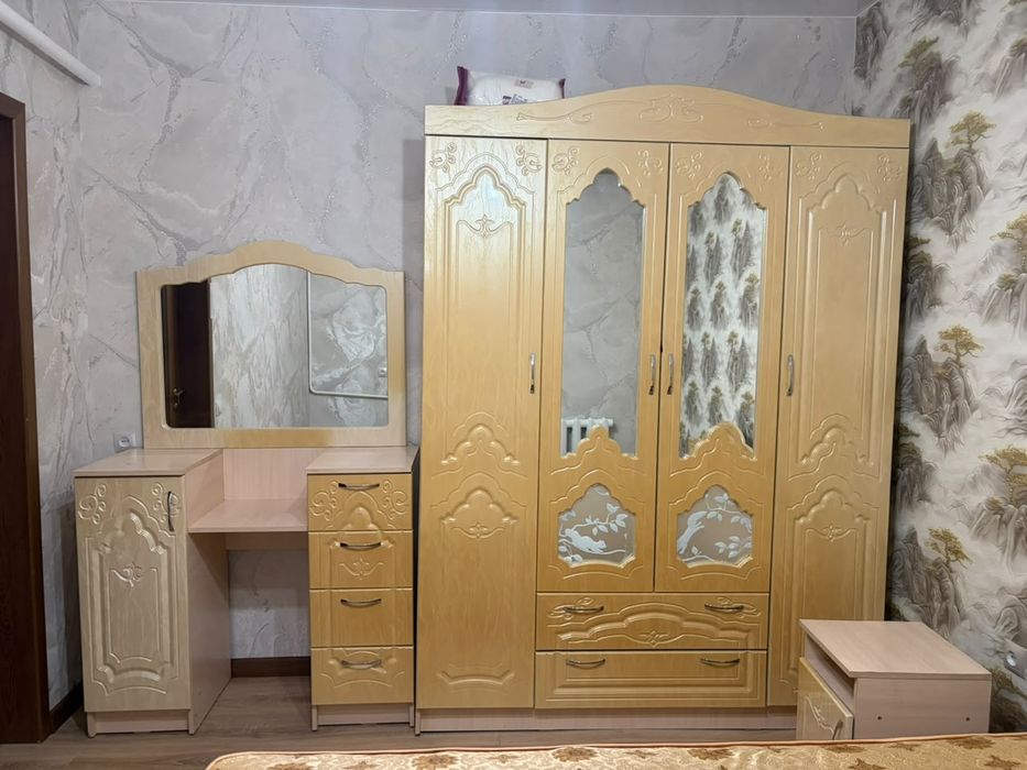Спальный гарнитур