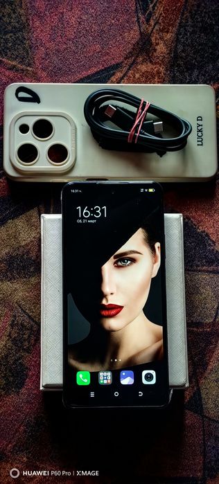 TECHNO SPARK 20 PRO-Още със лепенките по лайсните.8+8/256gb