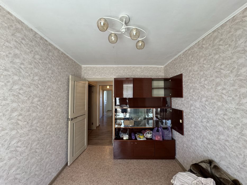 Продам 3 комнатную квартиру