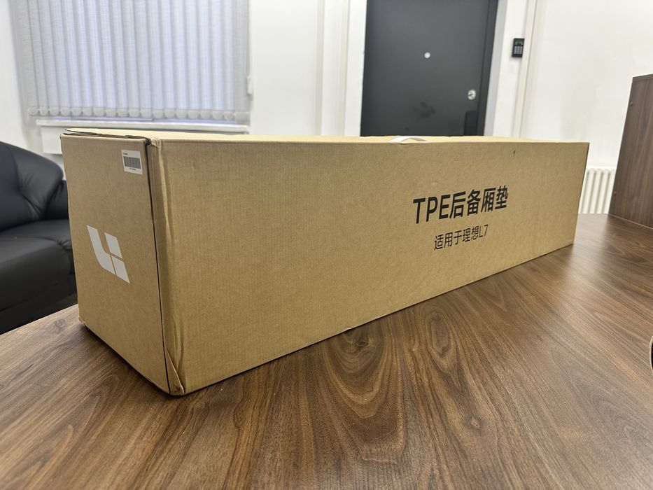 Lixiang l7 полик для багаждника.