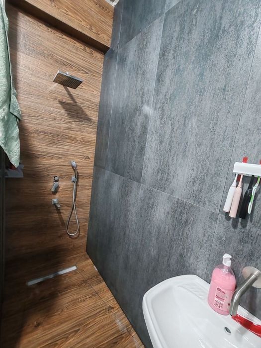 2хоналик 8каватда 7микрорайон 
8каватлик янги гиштлик домдан
60квм,60