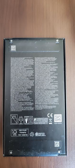 Smartphone Samsung S24, 8 Gb RAM, 256 Gb memorie interna, nou, SIGILAT