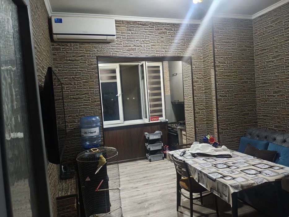 СРОЧНО продается 3х комнатная квартира Мирзо Улугбекский район