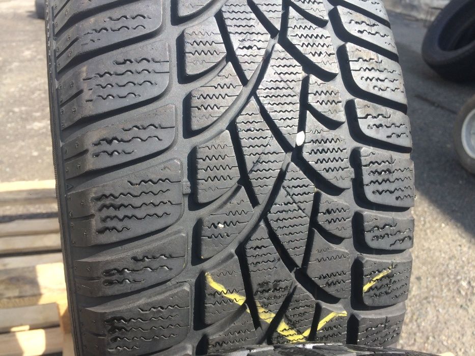 225/55/17 Дънлоп ДОТ 2012 г - 7,9 мм РЪН ФЛАТ !