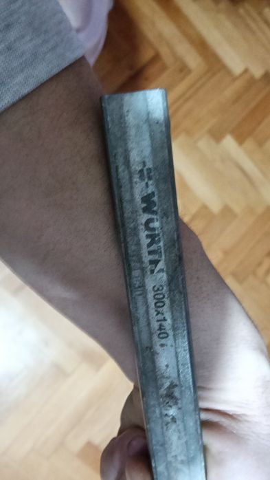 Vând 4 Role pentru poarta sau ușa suspendata