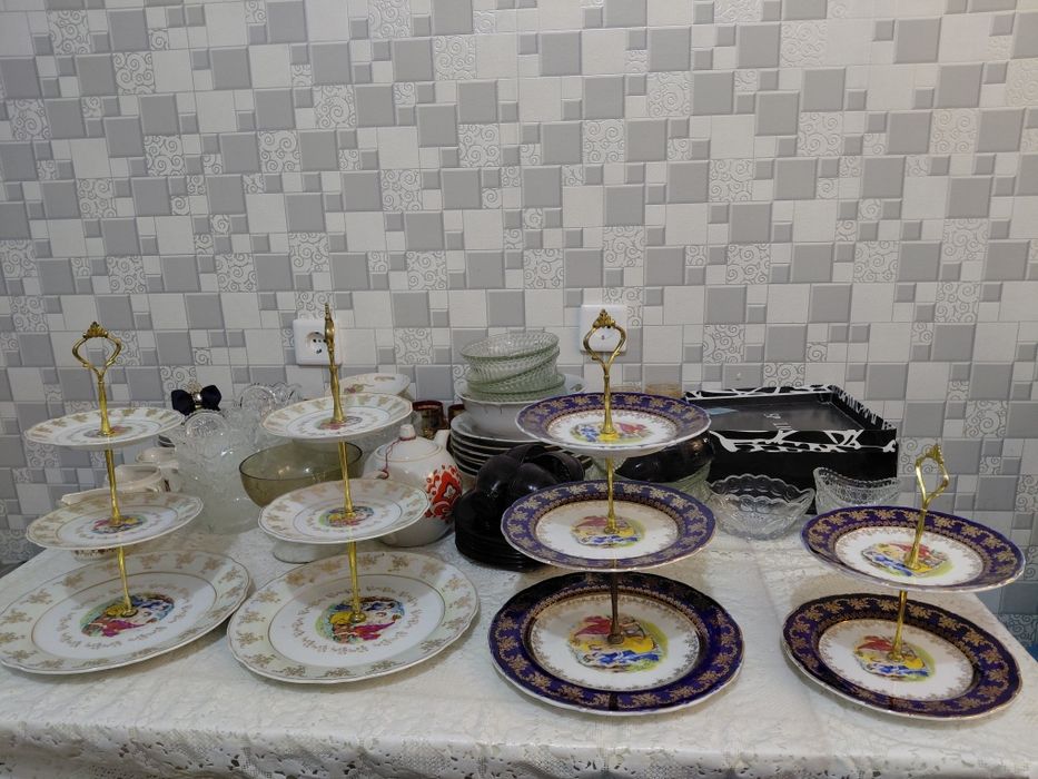 Продается этажерка