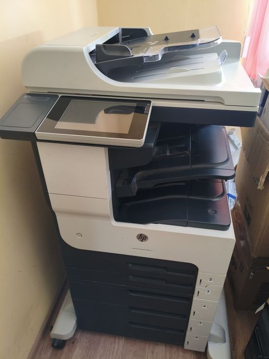 Принтер для типографии HP M725