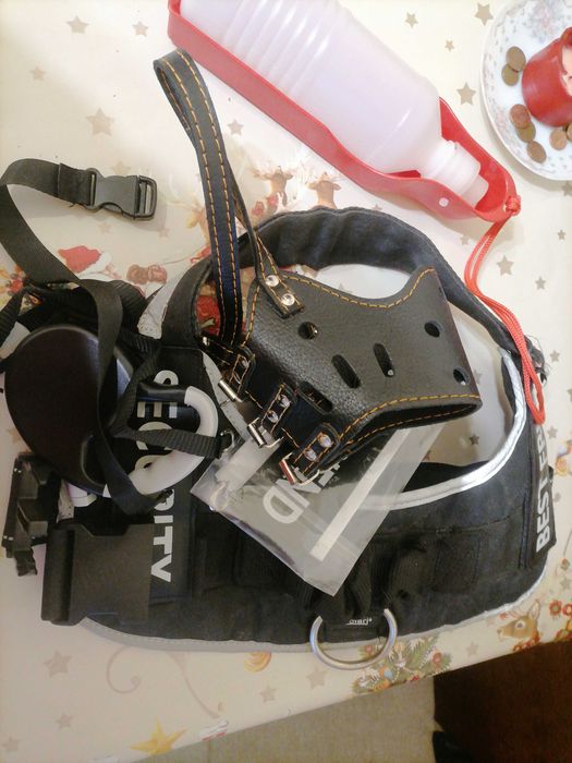 Продавам комплект за кучета