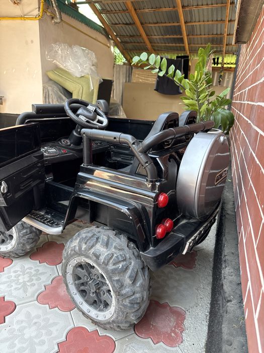 Детская электро машинка